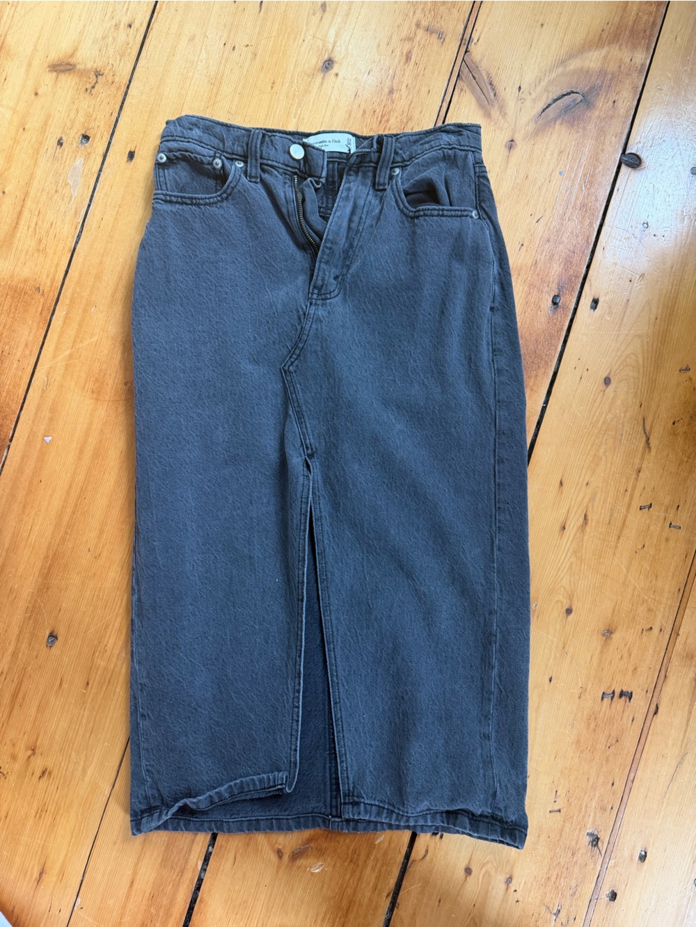 Abercrombie & Fitch Midi High Rise Black Jean Skirt Size 24 | Like New